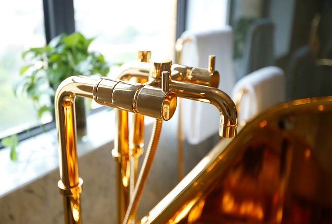 Hà Nội Golden Lake, khách sạn dát vàng có một không hai ảnh 13