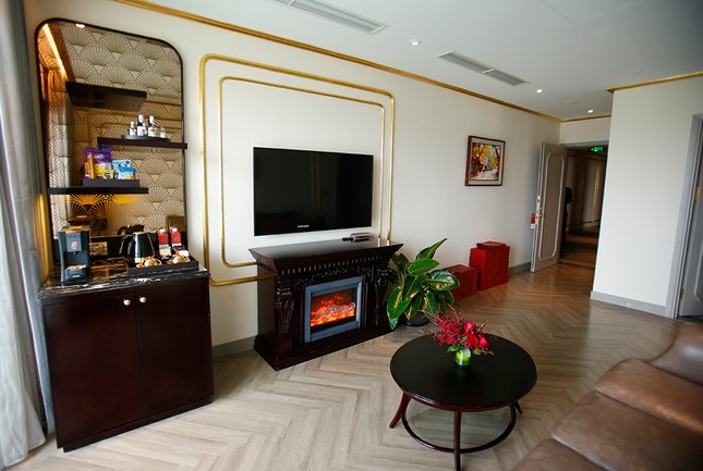 Hà Nội Golden Lake, khách sạn dát vàng có một không hai ảnh 9