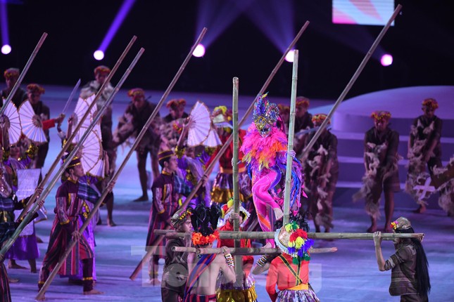 SEA Games 30 chính thức bắt đầu sau lễ khai mạc lung linh sắc màu ảnh 4