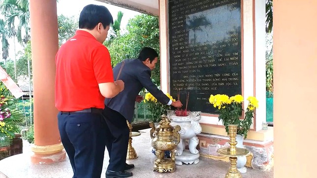 Hành trình 'Tôi yêu Tổ quốc tôi' 2019 đến Huế ảnh 1