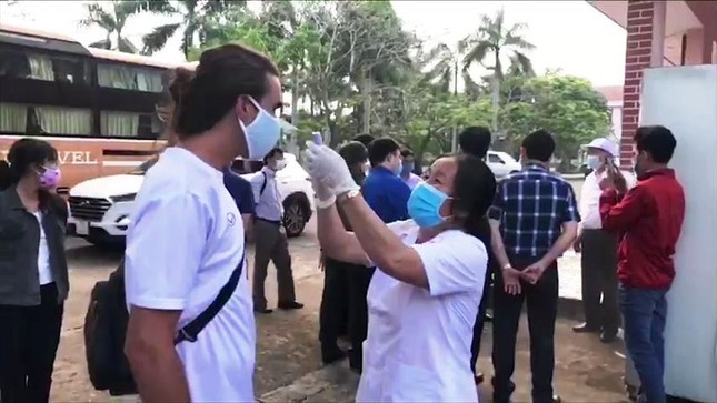 Huế ‘kích hoạt’ 5 chốt kiểm soát y tế phòng Covid-19 ảnh 3