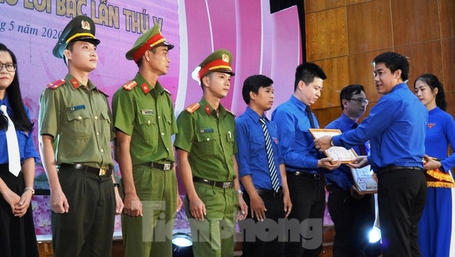 TT-Huế: Lan tỏa những điển hình thanh niên tiên tiến làm theo lời Bác ảnh 2