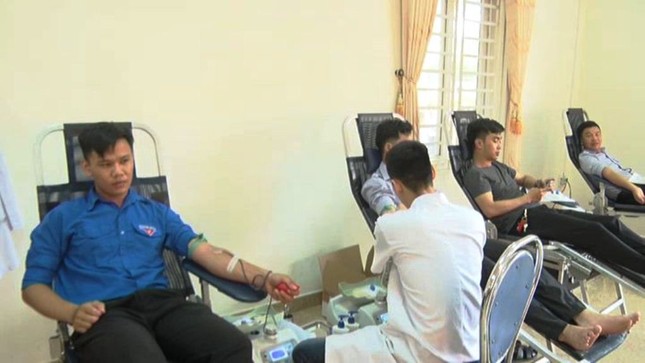 Thị xã Hương Thuỷ tỉnh TT-Huế sôi nổi hiến máu tình nguyện ảnh 3