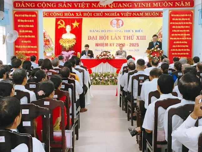 Vì sao bốn cán bộ bị kỷ luật sau đại hội đảng bộ phường tại Huế? ảnh 1