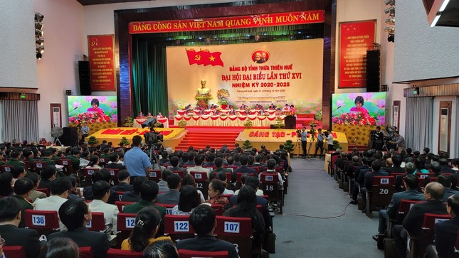 Phó Chủ tịch Thường trực Quốc hội: Xây dựng TT-Huế thành trung tâm văn hoá đậm đà bản sắc ảnh 1