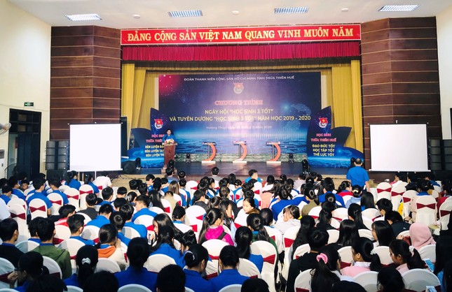 Tỉnh Đoàn TT-Huế tuyên dương 24 điển hình 'Học sinh 3 tốt' ảnh 1