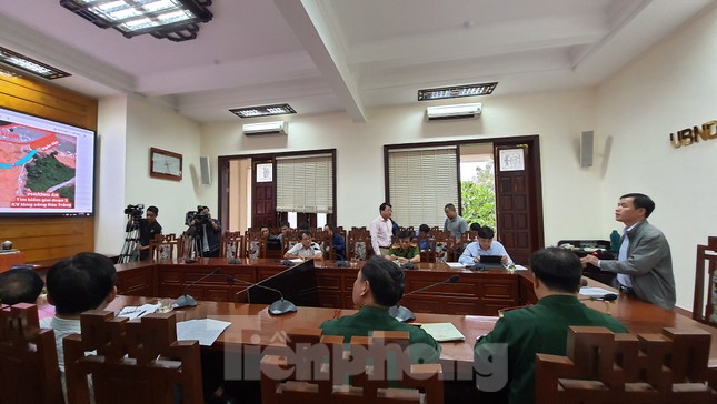 Tái triển khai tìm kiếm người mất tích tại thủy điện Rào Trăng 3 ảnh 1