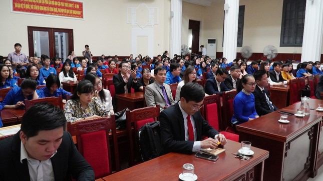 Tuyên dương 18 giảng viên trẻ tiêu biểu đại học Huế năm 2020 ảnh 1