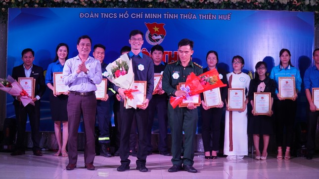 Sôi nổi thi báo cáo viên giỏi cấp tỉnh trong giới trẻ TT-Huế ảnh 11