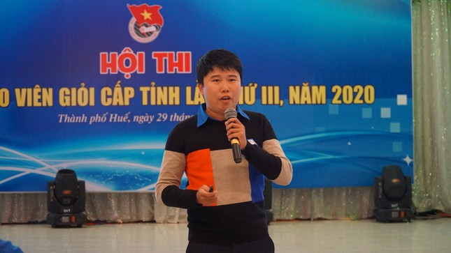 Sôi nổi thi báo cáo viên giỏi cấp tỉnh trong giới trẻ TT-Huế ảnh 2