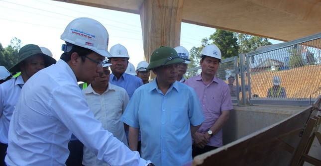 Không thể cứ “dây thun” tiến độ cao tốc Đà Nẵng - Quảng Ngãi ảnh 1