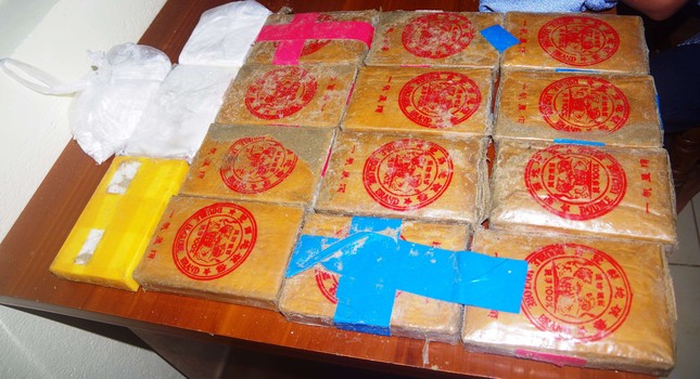Quảng Nam: Thu giữ 25 bánh heroin trôi dạt bờ biển ảnh 1
