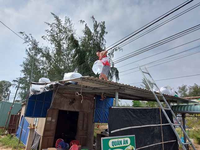 Quảng Nam khẩn cấp di dời 170 nghìn người tránh bão số 9 ảnh 1