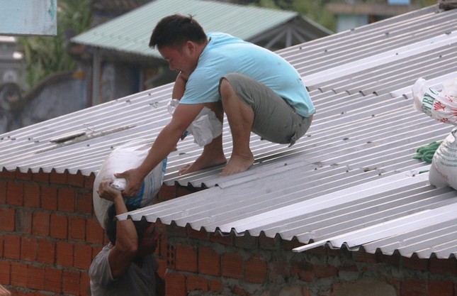 Quảng Nam khẩn cấp di dời 170 nghìn người tránh bão số 9 ảnh 2