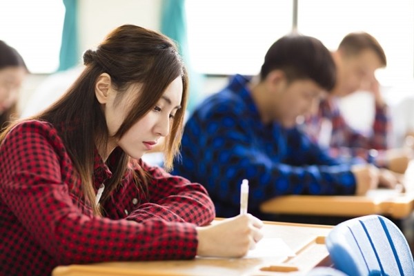 5 bí quyết hoàn thành bài đọc IELTS mà không hụt giờ, cũng không choáng váng ảnh 2