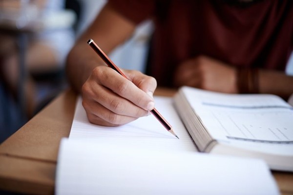 5 bí kíp để hoàn thành bài IELTS Writing một cách hoàn hảo ảnh 3