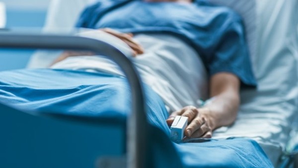 Bác sĩ và cảnh sát mải cãi nhau suốt 20 phút khiến nạn nhân vụ tai nạn không qua khỏi ảnh 2