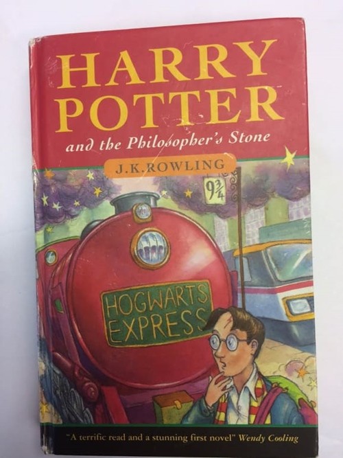 Ai có thể ngờ cuốn sách “Harry Potter” cũ này lại có thể giúp bạn trở thành tỷ phú ảnh 2