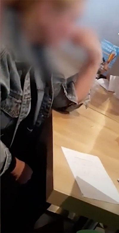 Người mẹ bán con gái mới sinh lấy 90 triệu đồng để mua giày mới, nhưng cái kết rất bất ngờ ảnh 3