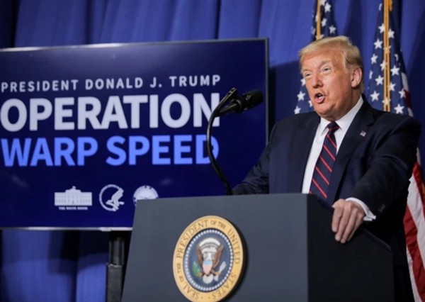 Tổng thống Trump nhận hết công về vắc-xin COVID-19, mọi người bảo “nhầm nhưng cũng tốt” ảnh 1