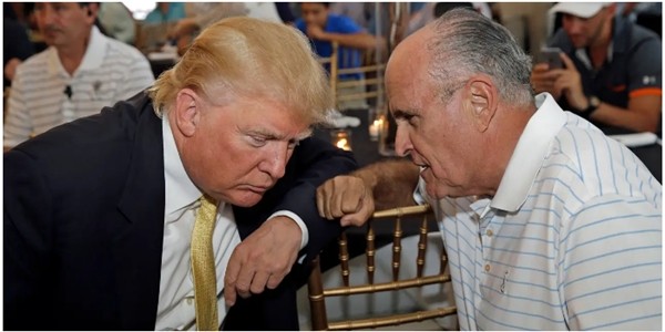 Bất ngờ với số tiền khủng mà Tổng thống Trump kiếm được, dù ông chi bộn tiền sau bầu cử ảnh 2