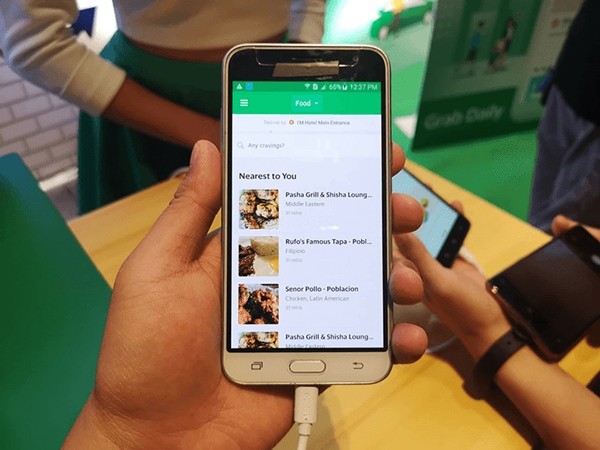Đặt GrabFood, chờ 1 tiếng rồi bị hủy nhưng khách hàng bất ngờ với hành động của tài xế ảnh 1