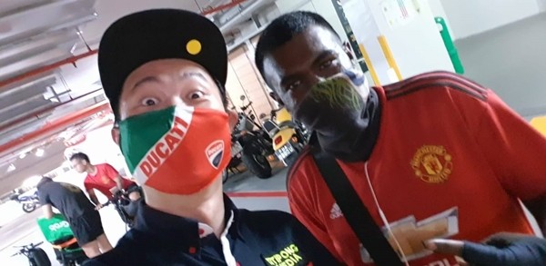 Đặt GrabFood, chờ 1 tiếng rồi bị hủy nhưng khách hàng bất ngờ với hành động của tài xế ảnh 3