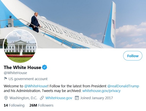 Tổng thống Trump có thể khiến tài khoản Twitter của Tổng thống Mỹ còn 0 người theo dõi? ảnh 1