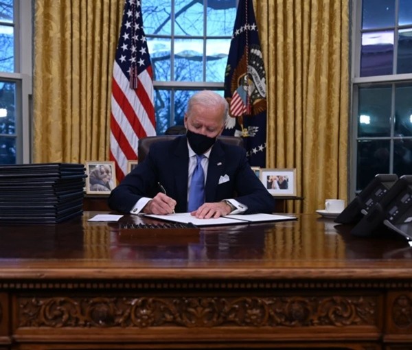Tân Tổng thống Mỹ Joe Biden có lời cảnh báo “lạ” cho nhân viên, nhưng ai cũng thấy hợp lý ảnh 2