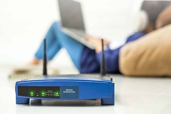 Lo sợ bức xạ có hại cho sức khỏe, một gia đình viết thư yêu cầu hàng xóm tắt Wifi ảnh 2