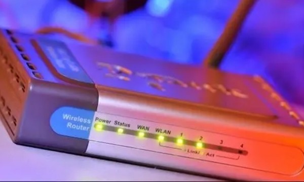 Lo sợ bức xạ có hại cho sức khỏe, một gia đình viết thư yêu cầu hàng xóm tắt Wifi ảnh 3