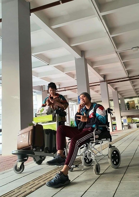 Mẹ người mẫu Anh Vũ: 'Thanh Hằng tặng tiền để con tôi chữa ung thư' ảnh 1