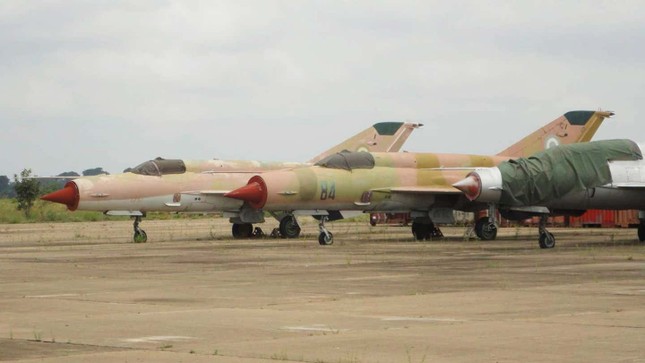 Nigeria rao bán trực tuyến 20 máy bay chiến đấu MiG-21 do Liên Xô sản xuất ảnh 2