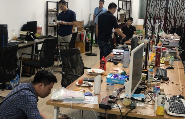 Bóc trần chiêu 'móc túi' con bạc của game bài trực tuyến 64 nghìn tỷ vừa triệt phá ảnh 1