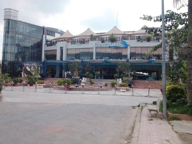 Hà Nội liên tục chỉ đạo, Sở Xây dựng vẫn không xử lý vi phạm tại công viên Tuổi Trẻ ảnh 1