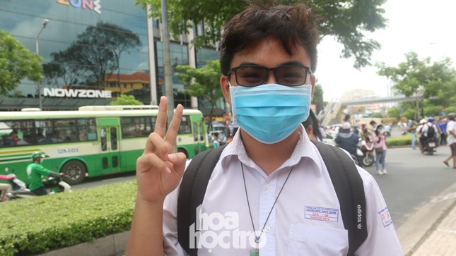 Nhận định đề thi Văn THPT: Teen mừng như “trúng tủ”, thầy cô vẫn lo lắng về phần Nghị luận ảnh 8