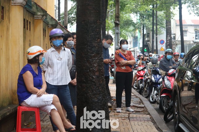 Kết thúc buổi thi sáng 10/8: Sinh học và Lịch sử đứng đầu về độ khó của 2 bài thi ảnh 5