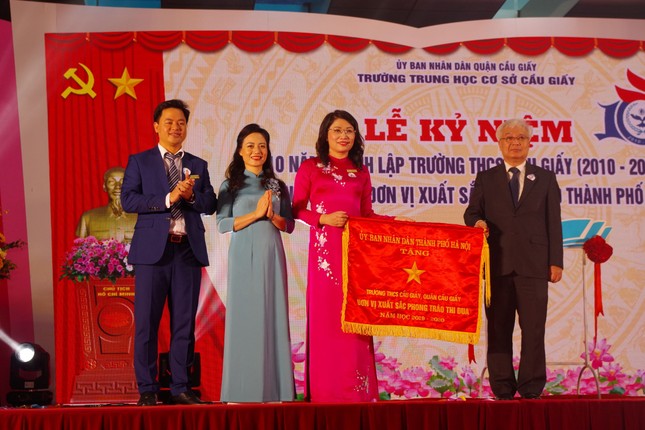 Ngôi trường có hơn 70% học sinh thi đỗ trường chuyên mừng “sinh nhật” 10 năm thành lập ảnh 6