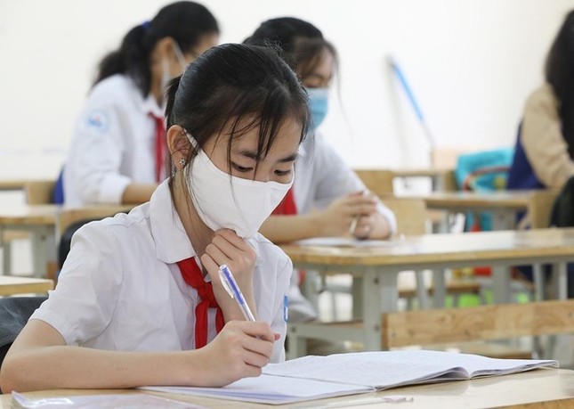 Tạm dừng đến trường hết tháng 2: Học sinh Hà Nội không tránh khỏi lo lắng dù đã quen ảnh 2