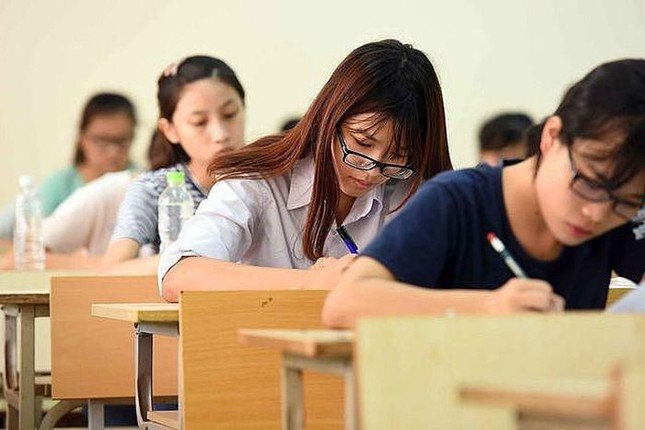 Thầy cô và teen 12 dự đoán thế nào về đề thi tốt nghiệp THPT năm 2021? ảnh 2
