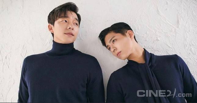HOT: Park Bo Gum chỉ cần dựa vào vai Gong Yoo là đủ khiến tạp chí “cháy hàng” sau 3 tiếng ảnh 6