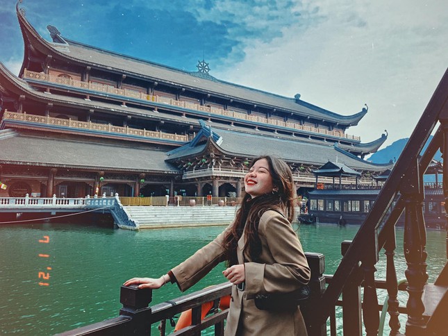 Du Xuân đầu năm tại ngôi chùa lớn nhất Việt Nam, phong cảnh yên bình và đẹp như một thước phim điện ảnh ảnh 3