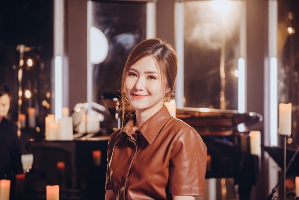 Hương Tràm bắt tay với Tiên Cookie, truyền tải thông điệp “Tết chỉ cần được trở về” ảnh 2