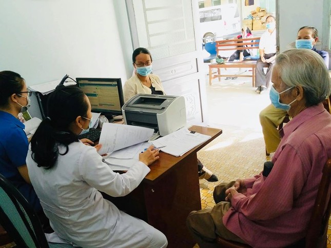 Sôi nổi ngày thứ Bảy tình nguyện của tuổi trẻ Bình Thuận ảnh 1