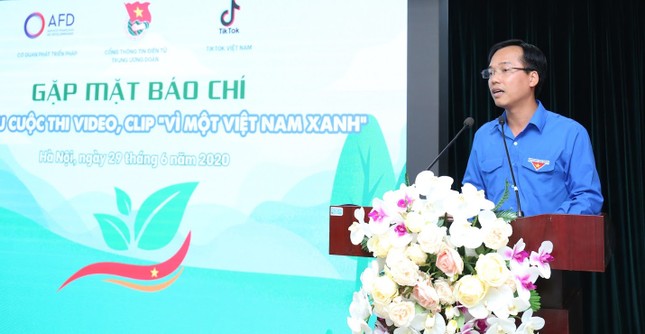 Cùng Hoa hậu Ngọc Hân làm video, clip 'Vì một Việt Nam xanh' ảnh 2