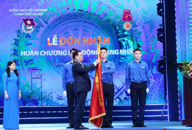 Thành Đoàn Hà Nội đón nhận Huân chương Lao động hạng Nhất ảnh 5