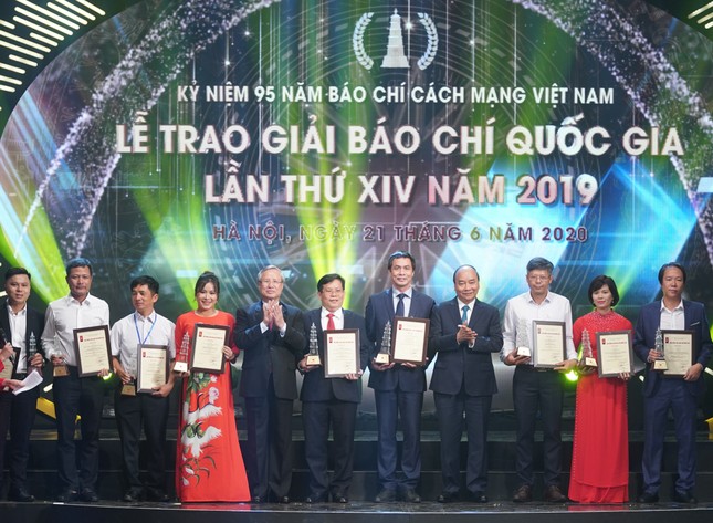 Người làm báo dấn thân, không quản ngại khó khăn, nguy hiểm ảnh 3