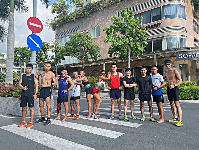Tiền Phong Marathon 2020: 'Kenya' Chi Nguyễn trở lại đường đua ảnh 2