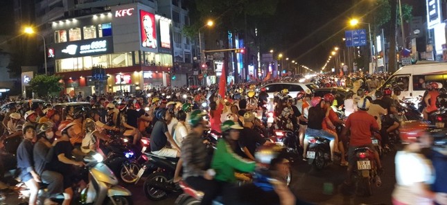 Triệu con tim hòa chung nhịp đập ảnh 28