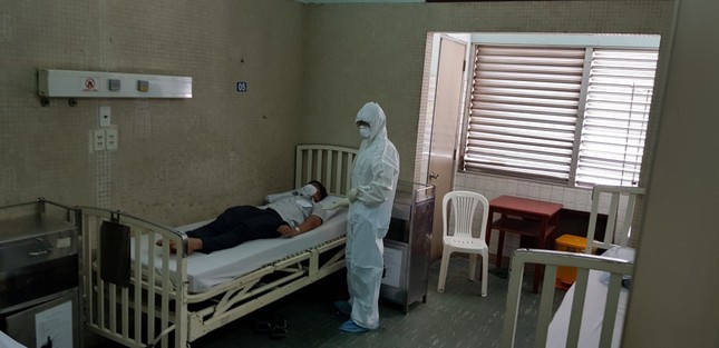 Nhiều tình huống giả định tiếp nhận bệnh nhân nghi nhiễm virus corona ảnh 2